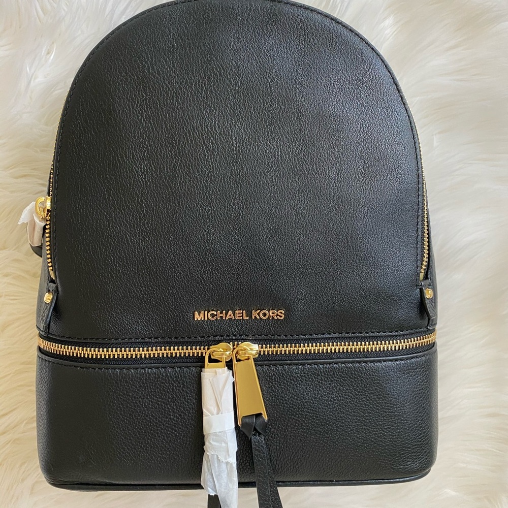 New! Michael Kors Rhea backpack purse - Picture 5 of 16
